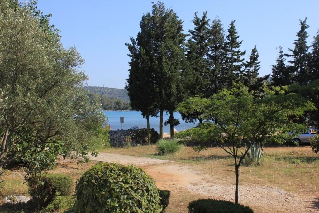 Secluded Fisherman'S Cottage Cove Magrovica - Telascica, Dugi Otok - 8142 Sali Exterior photo
